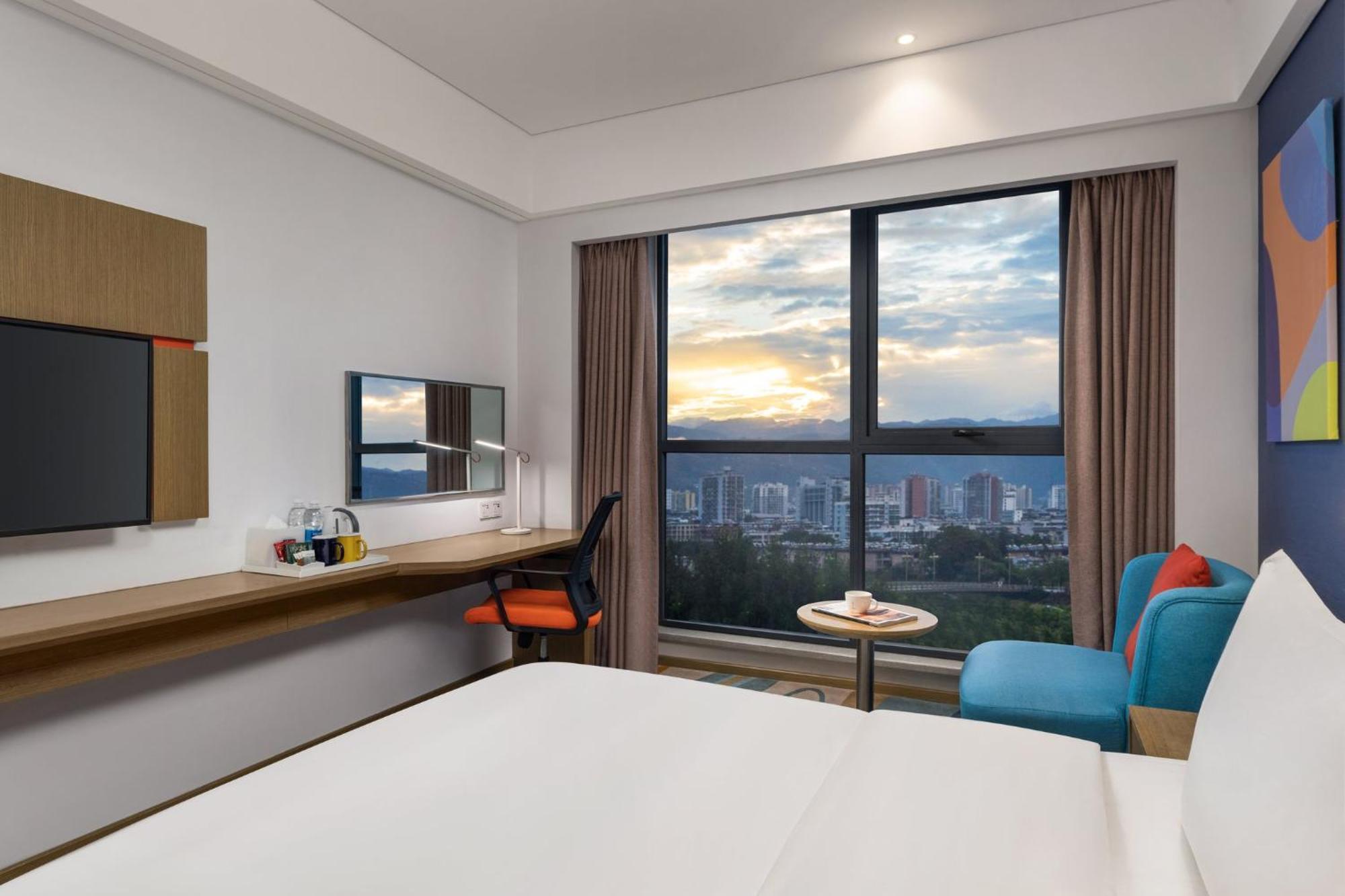 Holiday Inn Express - Xichang City Center By Ihg المظهر الخارجي الصورة